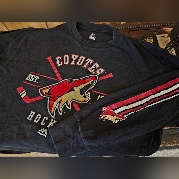 Longsleeve COYOTES Hockey Shirt - Picture 5 of 11